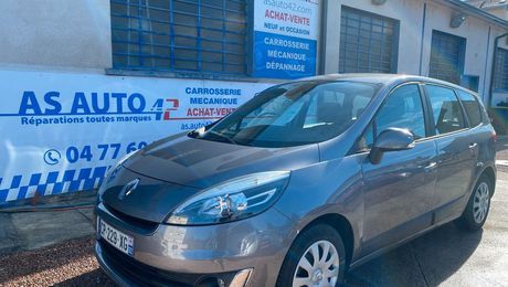 Renault Grand Scenic iii 1.5 dci 110ch expression 7 places 2013 d'occasion a  Le Coteau (42)