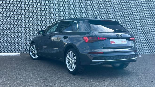 Audi A3 Sportback TFSI Mild Hybrid 116 S tronic  Gris de 2025