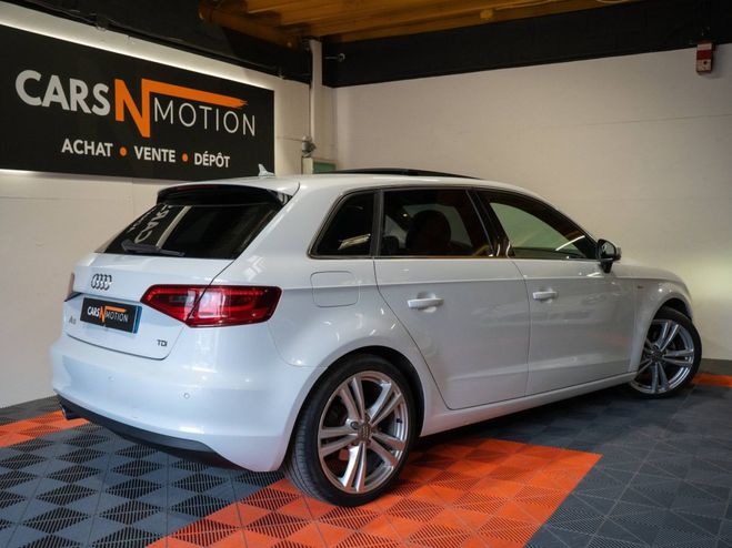 Audi A3 Sportback 2.0 TDI 150ch FAP S Line S tro BLANC de 2016