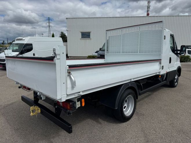 Iveco Daily BENNE 35C18 180CV 3L JPM ACIER COFFRE ET Blanc de 2023