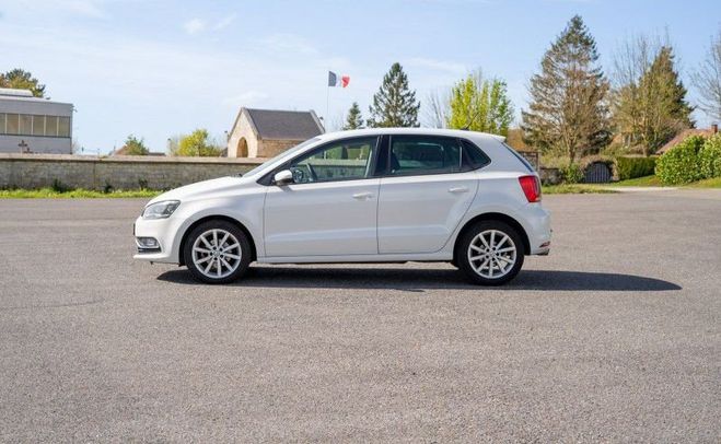 Volkswagen Polo 1.4 TDI 90CH BLUEMOTION TECHNOLOGY CARAT Blanc de 2017