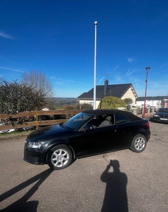 Audi A3 1.6 TDI 105 cv Cabriolet Noir de 2011