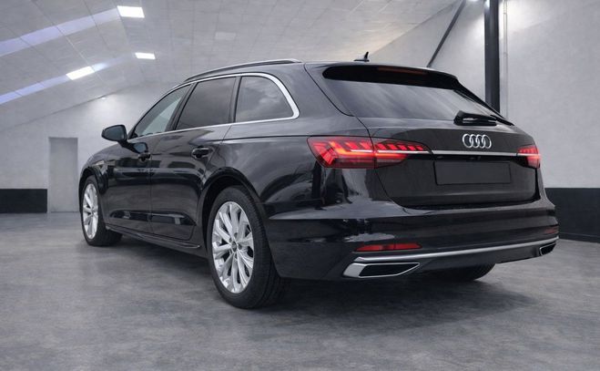 Audi A4 Avant 30 TDI 136ch Business S-Tronic 7  de 2021