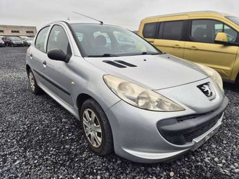  Voir d&eacute;tails -Peugeot 206 1.4 HDi Trendy FAP--MARCHAND OU EXPORT &agrave; Cuesmes (70)