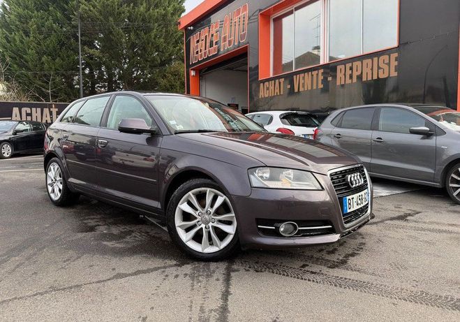 Audi A3 Sportback 1.6 TDIE 105CH DPF START-STOP  Gris de 2011