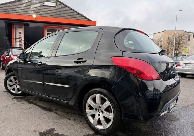 Peugeot 308 1.6 E-HDI112 FAP ALLURE 5P Noir de 2011