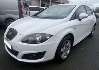  Voir d&eacute;tails -Seat Leon 1.6 TDI105 FAP STYLE E-ECOMOTIVE &agrave; Fouqui�res-l�s-Lens (62)