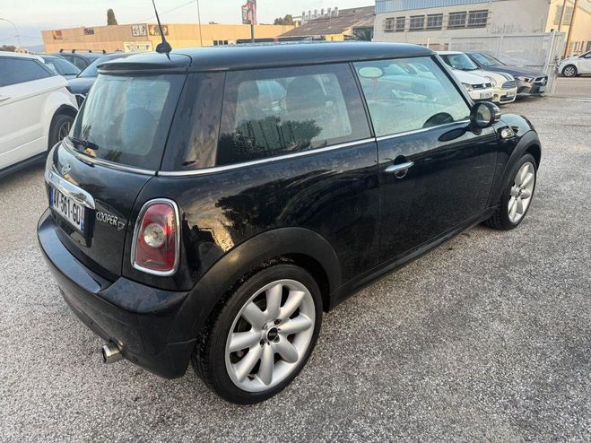 Mini Cooper D 110CH PACK CHILI Noir de 2009