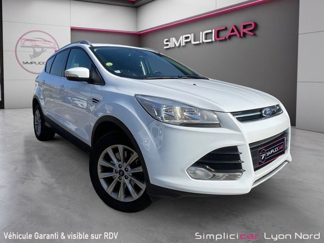 Ford Kuga 2.0 TDCi 150 SS 4x2 Titanium ( Attelage  Blanc de 2015
