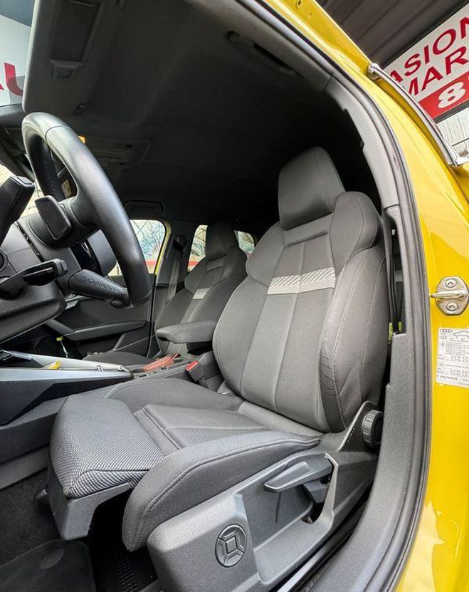 Audi A3 Sportback 35 TFSI 150ch Design S tronic  Jaune de 2024