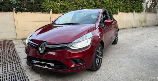 Cliquer pour voir la photo suivante Renault Clio 4 1.2 tce 120 intens Rouge de 2017