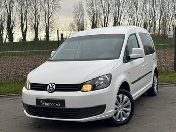  Voir d&eacute;tails -Volkswagen Caddy 1.6 TDI 102CH CONFORTLINE * 45.000KM * 2 &agrave;  La Chapelle-d'Armenti�res (59)