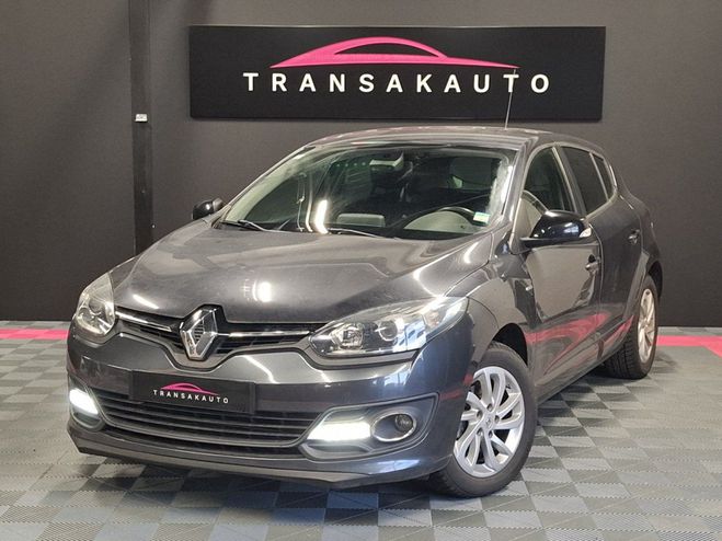 Cliquer pour voir la photo suivante Renault Megane III BERLINE TCE 115 Energy Limited Gris de 2015