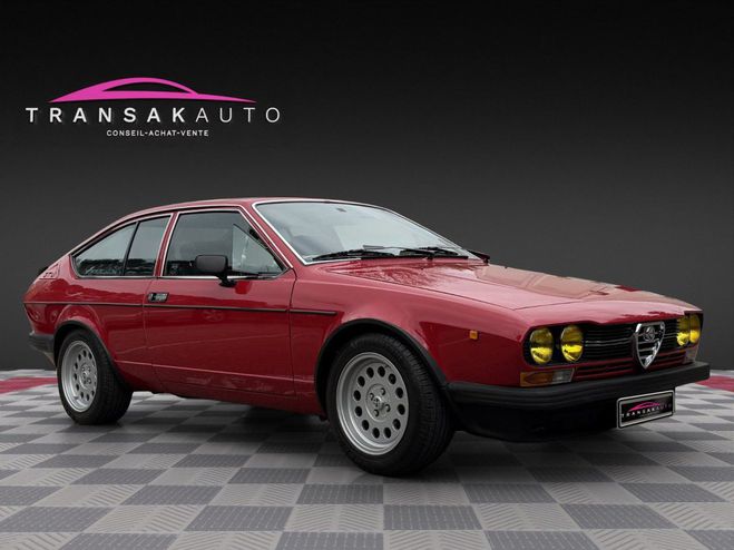 Cliquer pour voir la photo suivante Alfa romeo GTV ALFETTA 2.0 DELTA 142cv / Version Ultra Rouge de 1980