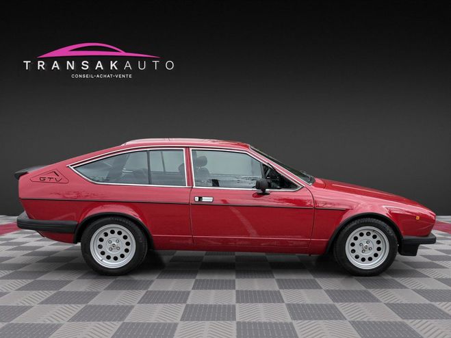 Alfa romeo GTV ALFETTA 2.0 DELTA 142cv / Version Ultra  Rouge de 1980