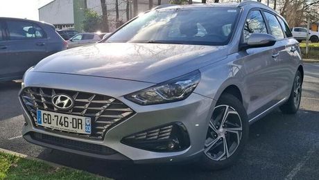Hyundai I30 SW 1.6 CRDI 115CH BUSINESS 2021 d'occasion a Gardonne (24)