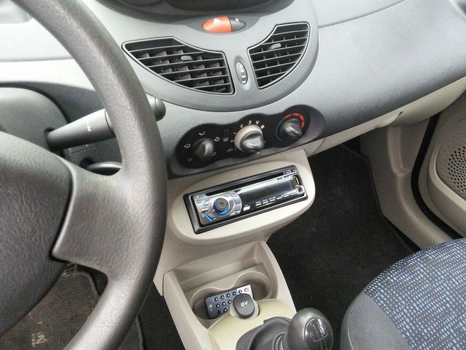 Renault Twingo 1.2 75 CV Authentique - GARANTIE - VIDAN Gris de 2009