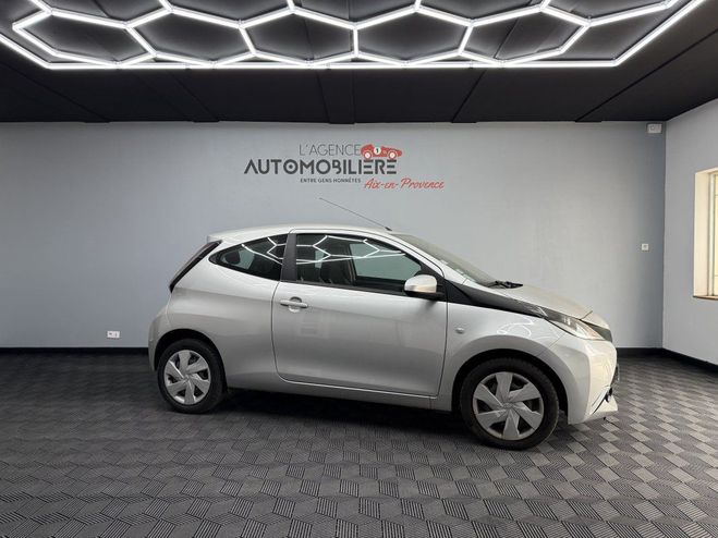Toyota Aygo 1.0 VVTI 69 CV Gris de 2016