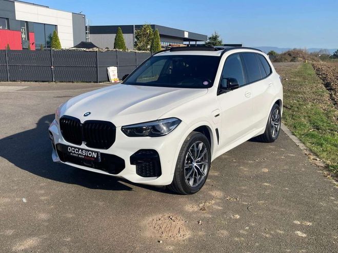 BMW X5 xDrive45e 394 ch BVA8 xLine Blanc de 2021