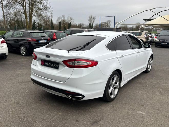 Ford Mondeo 2.0 TDCi 180CH BVA PowerShift Titanium D BLANC de 2015