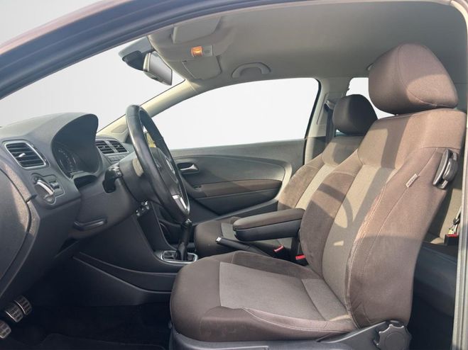 Volkswagen Polo 1.4i - 85 V 6R Style PHASE 1 MARRON de 2012