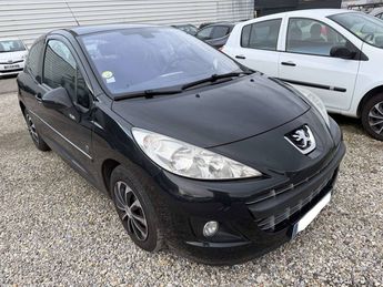  Voir d&eacute;tails -Peugeot 207 1.6 HDi FAP Urban Move 3p &agrave; Saint-Priest (69)