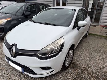 Voir d&eacute;tails -Renault Clio IV 1.5 dCi 75ch energy Business 5p &agrave; Saint-Priest (69)