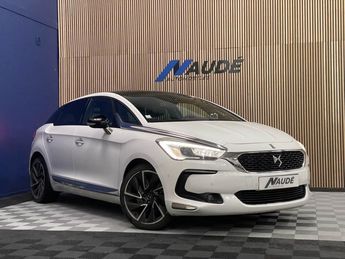  Voir d&eacute;tails -Citroen DS 5 2.0 BlueHDi 150 CH Sport Chic Phase 2 &agrave; Lozanne (69)