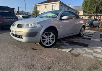 Voir d&eacute;tails -Renault Megane CC II 1.9 DCI 120CH LUXE DYNAMIQUE &agrave; Morsang-sur-Orge (91)