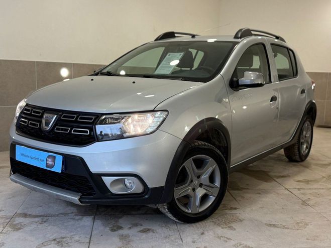 Dacia Sandero STEPWAY TCE 90cv GRIS de 2020