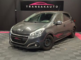  Voir d&eacute;tails -Peugeot 208 1.6 BlueHDi 100ch BVM5 Allure / Carplay  &agrave; Golbey (88)