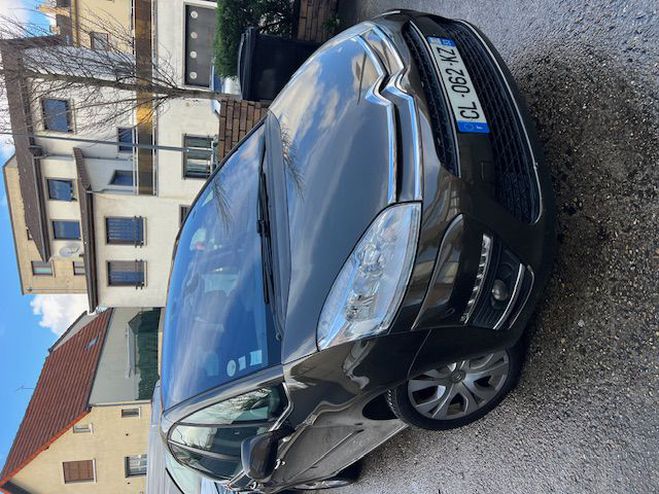 Cliquer pour voir la photo suivante Citroen C4 Picasso 1.6 HDI AUTOMATIQUE MILLENIUM KAKI de 2013