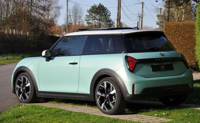 Mini Cooper IV F66 2.0 S 3P 204 CLASSIC DKG7   Pack  Vert de 2024