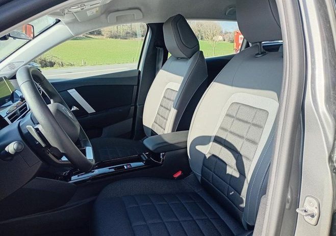 Citroen C4 PureTech 130 EAT8 Plus Gris de 2025