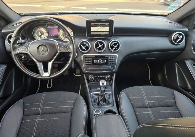 Mercedes Classe A 180 Ess 122ch GARANTIE Blanc de 2013