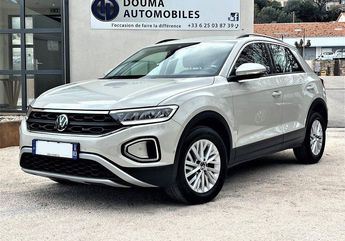  Voir d&eacute;tails -Volkswagen T Roc 1.5 TSI EVO 150CH STYLE DSG7 &agrave; Solli�s-Ville (83)