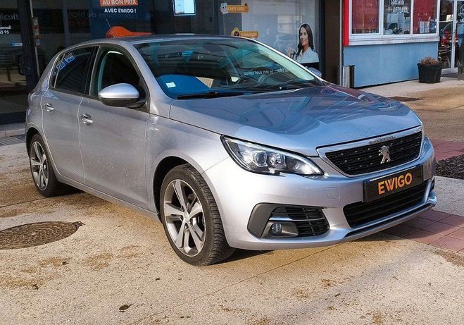 Peugeot 308 1.2 pt 110ch style s-s carplay gps radar Gris de 2018