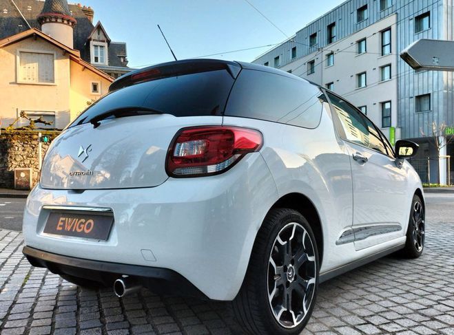 Citroen DS 3 automobiles 1.6 vti 120 so chic Blanc de 2011