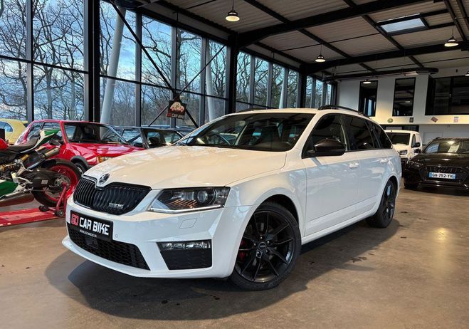 Cliquer pour voir la photo suivante Skoda Octavia Combi RS 2.0 TDI 184 CH DSG6 Sono Canton Blanc de 2017