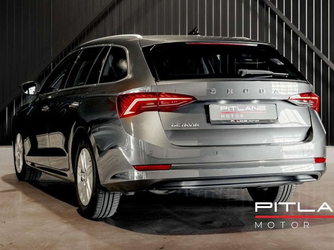 Skoda Octavia Combi 2.0 TDi LANE-ASSIST SIEGES CHAUFF. Gris M�tallis� de 