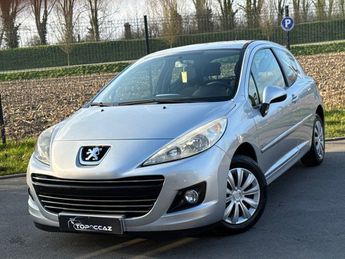  Voir d&eacute;tails -Peugeot 207 1.6 HDI 92CH - 98G * 3.P * 145.000KM * 2 &agrave;  La Chapelle-d'Armenti�res (59)