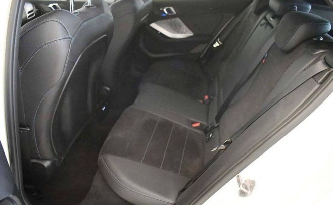 BMW Serie 1 118d 150 ch DKG7 M Sport Blanc de 2025