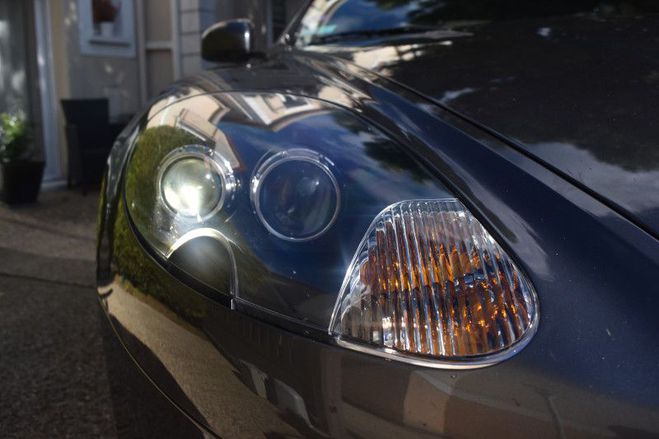 Aston martin DB9 V12 5.9L 477CH TOUCHTRONIC2 GRIS F de 2011