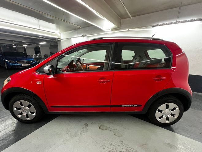 Volkswagen Up CROSS ROUGE de 2013