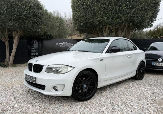Cliquer pour voir la photo suivante BMW Serie 1 COUPE (E82) 118D 143CH SPORT DESIGN Blanc de 2011