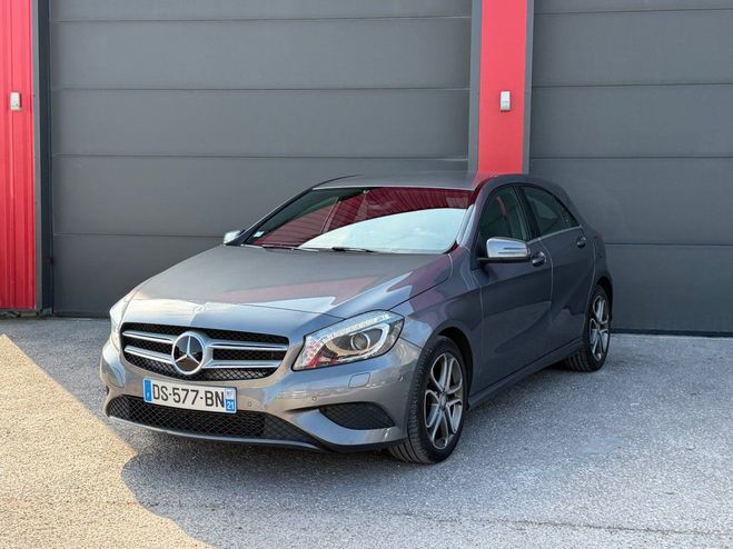 Mercedes Classe A 180 CDI BlueEFFICIENCY Sensation Gris de 2015