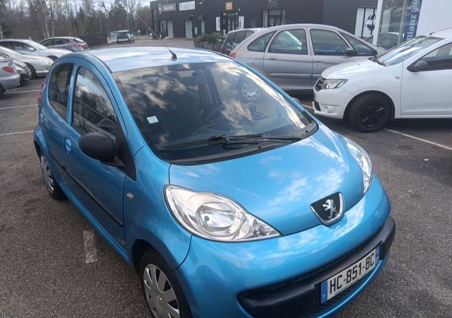 Peugeot 107 Belle pack 5 portes revise reprise Bleu de 2008