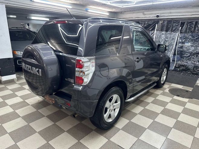 Suzuki Grand Vitara 1.9 DDIS 3P gris anthracite metal de 2010