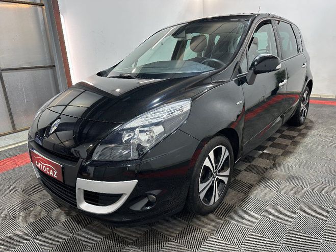 Renault Scenic III 1.9dCi BVM6 130 SetS Bose Noir de 2011