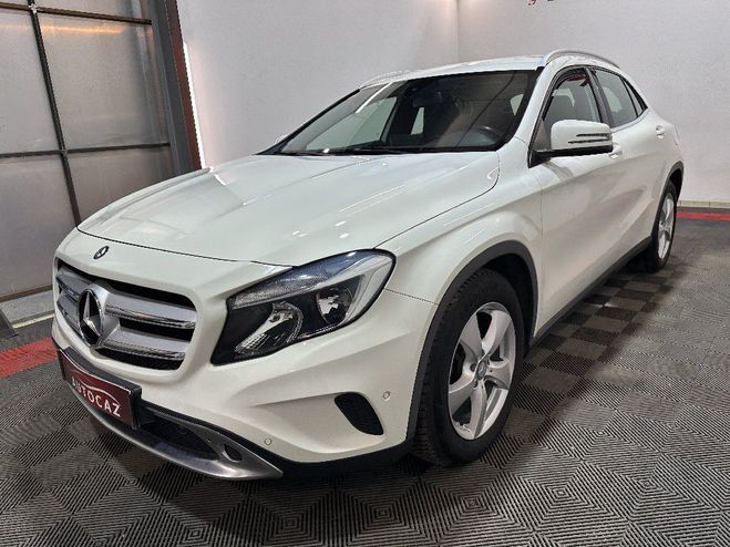 Mercedes Classe GLA CLASSE 220d 4-Matic Inspiration 7-G DCT  Blanc de 2016